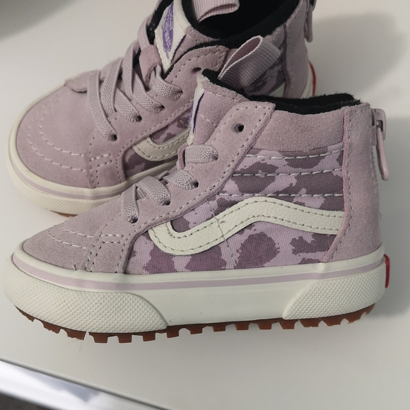 Toddler Vans - Picture 2 of 4